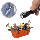 Telescopic magnetic LED flashlight